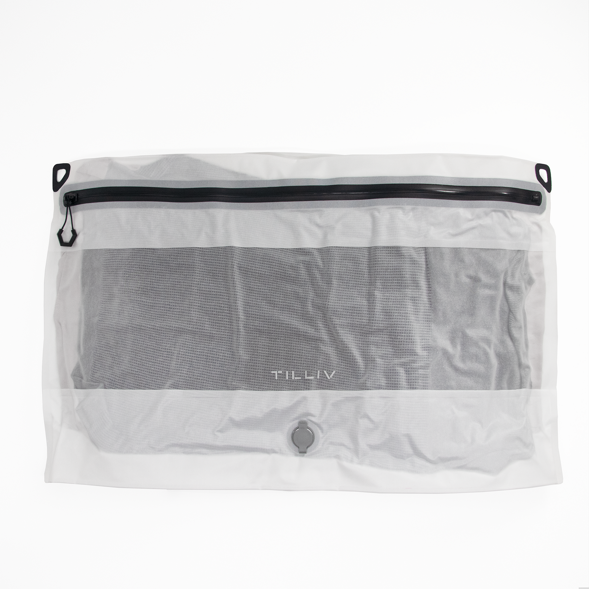 Compak Large is the perfect packing cube / vacuum pack to create more room in your check in suitcase and luggage
